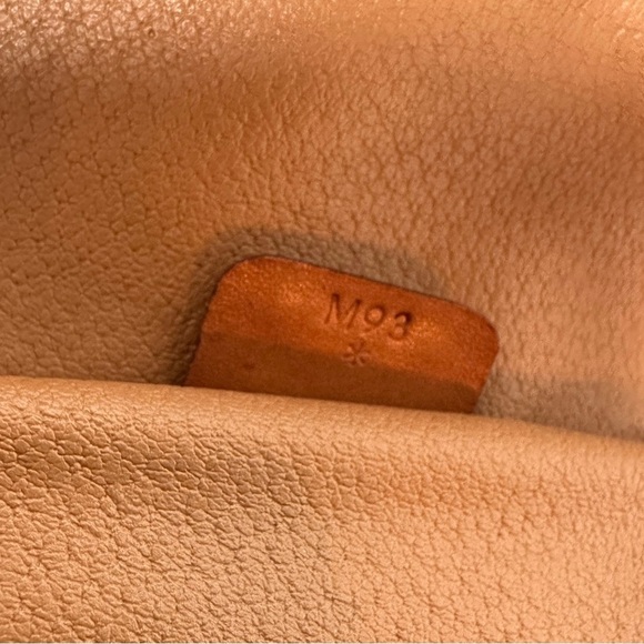 Authentic Celine Macadam Vanity Case - Picture 10 of 10